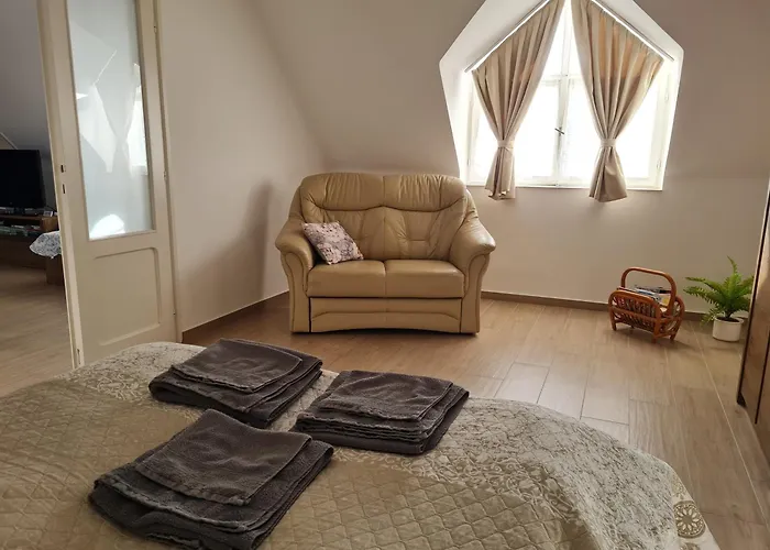 Apartament P16 *